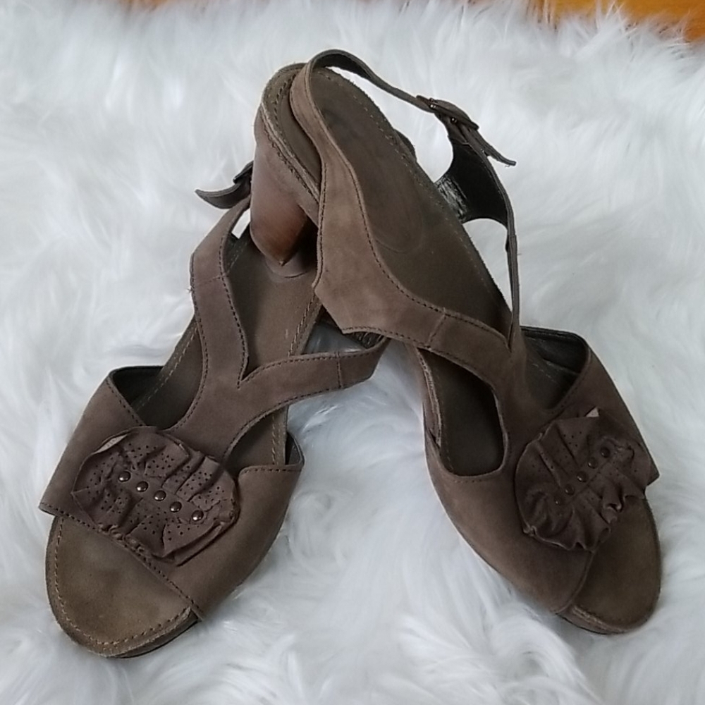 VA Milano suede-look gray brown heeled Sandals